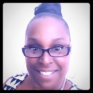 💥Meet your Posher, Simply😘